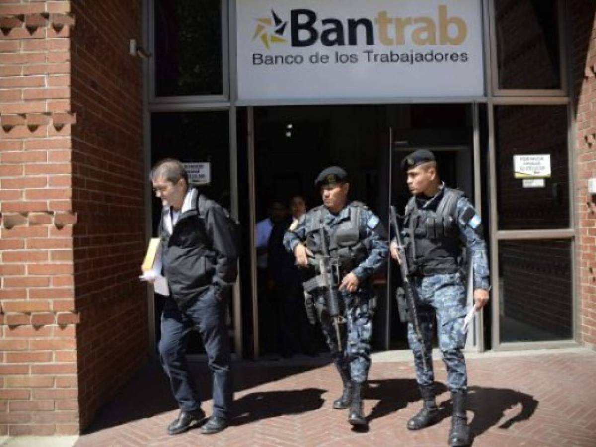Guatemala: Detienen a directivos del Bantrab por lavado de dinero