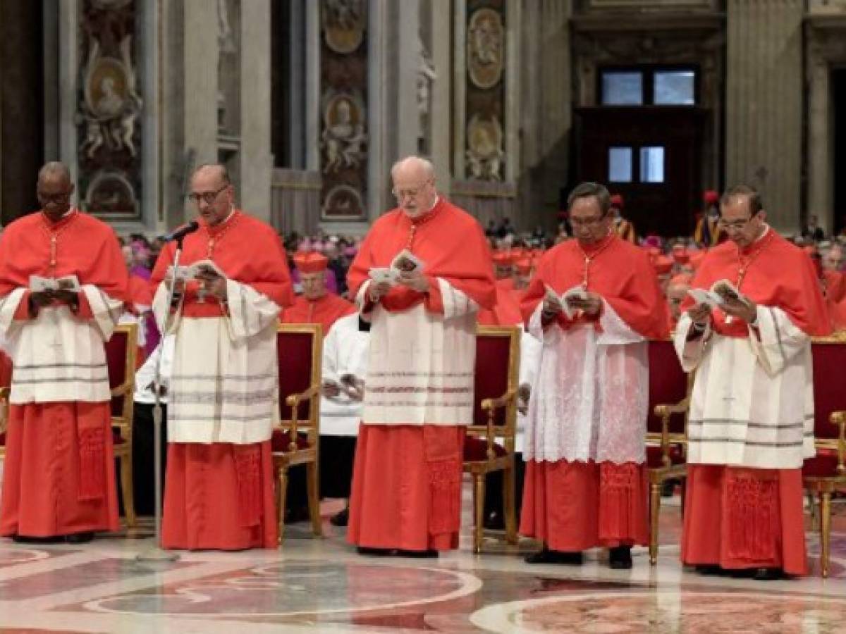 El Salvador celebra la investidura de su primer cardenal