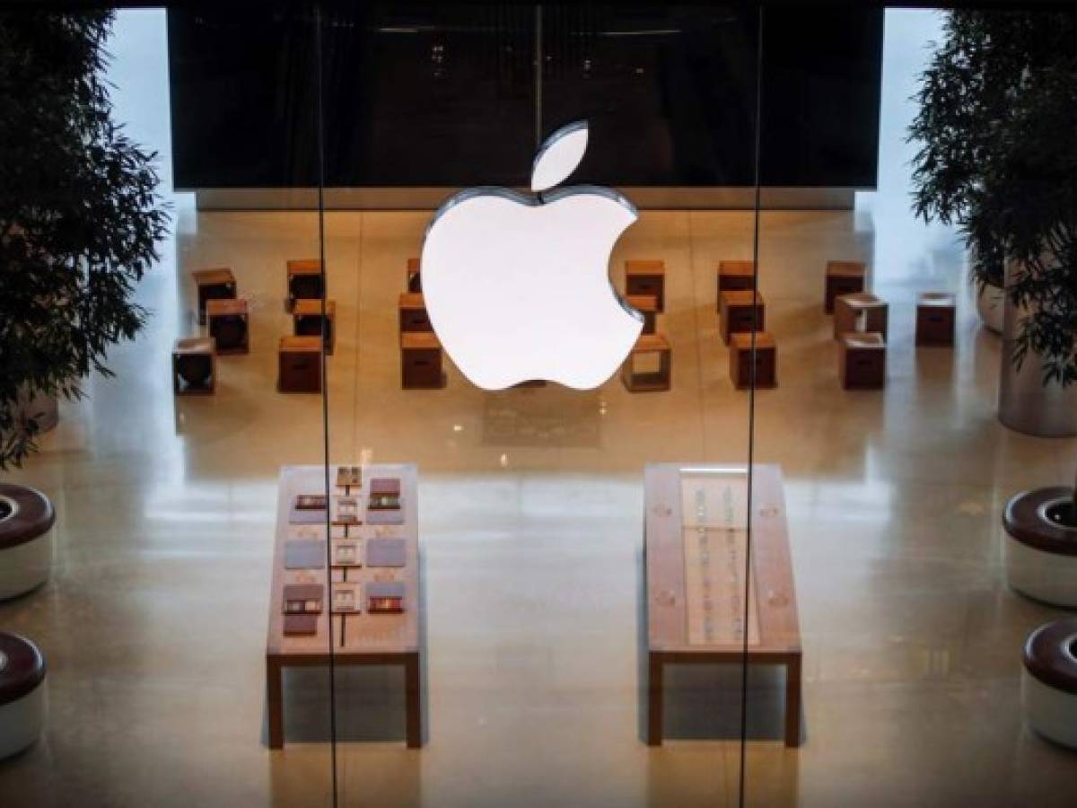 El 43 % de las acciones del portafolio de Warren Buffet son títulos de Apple