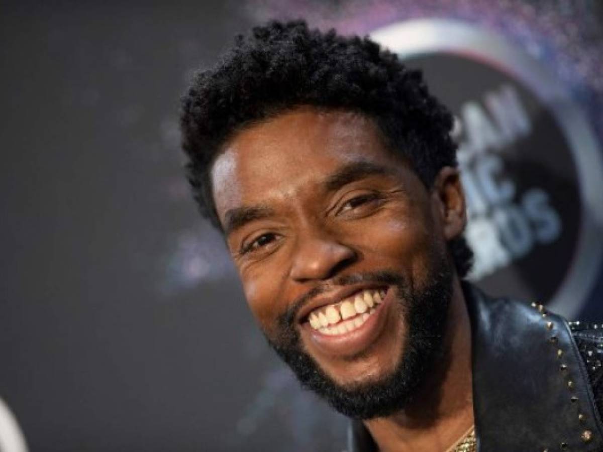 Boseman, estrella de 'Pantera Negra', luchó en privado contra el cáncer