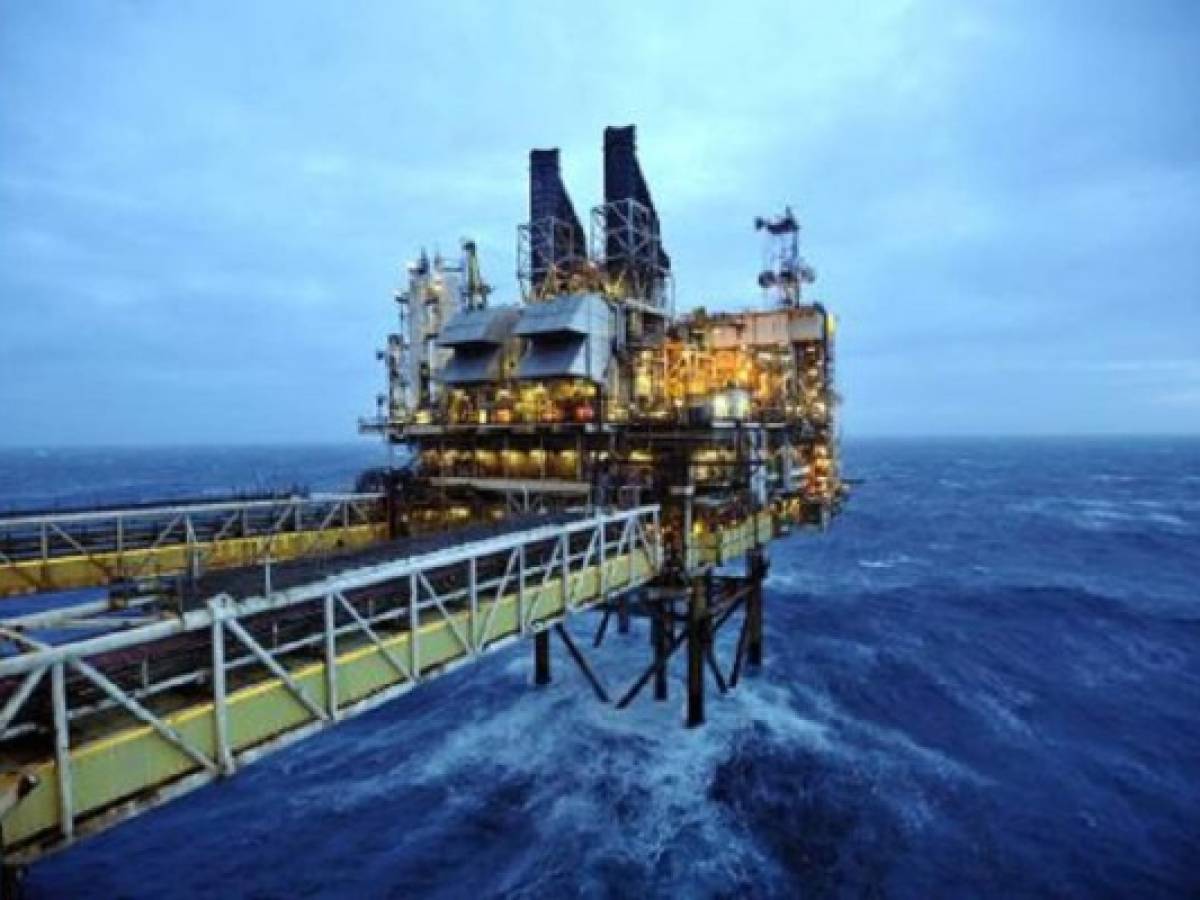 ¿Nueva revolución petrolera? Extraer crudo ‘low cost’ en aguas profundas