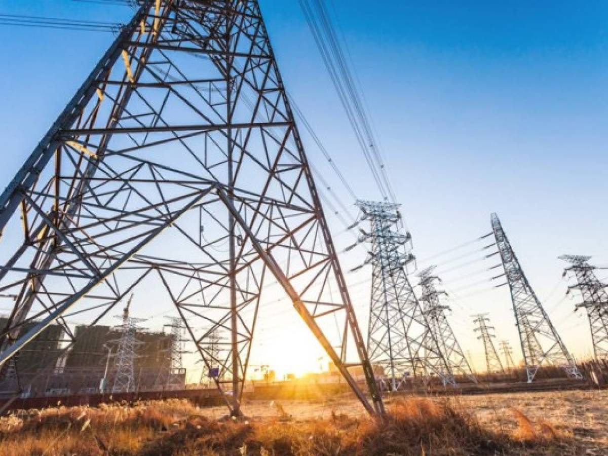 El Salvador: alza de 13 % en electricidad afectará competitividad