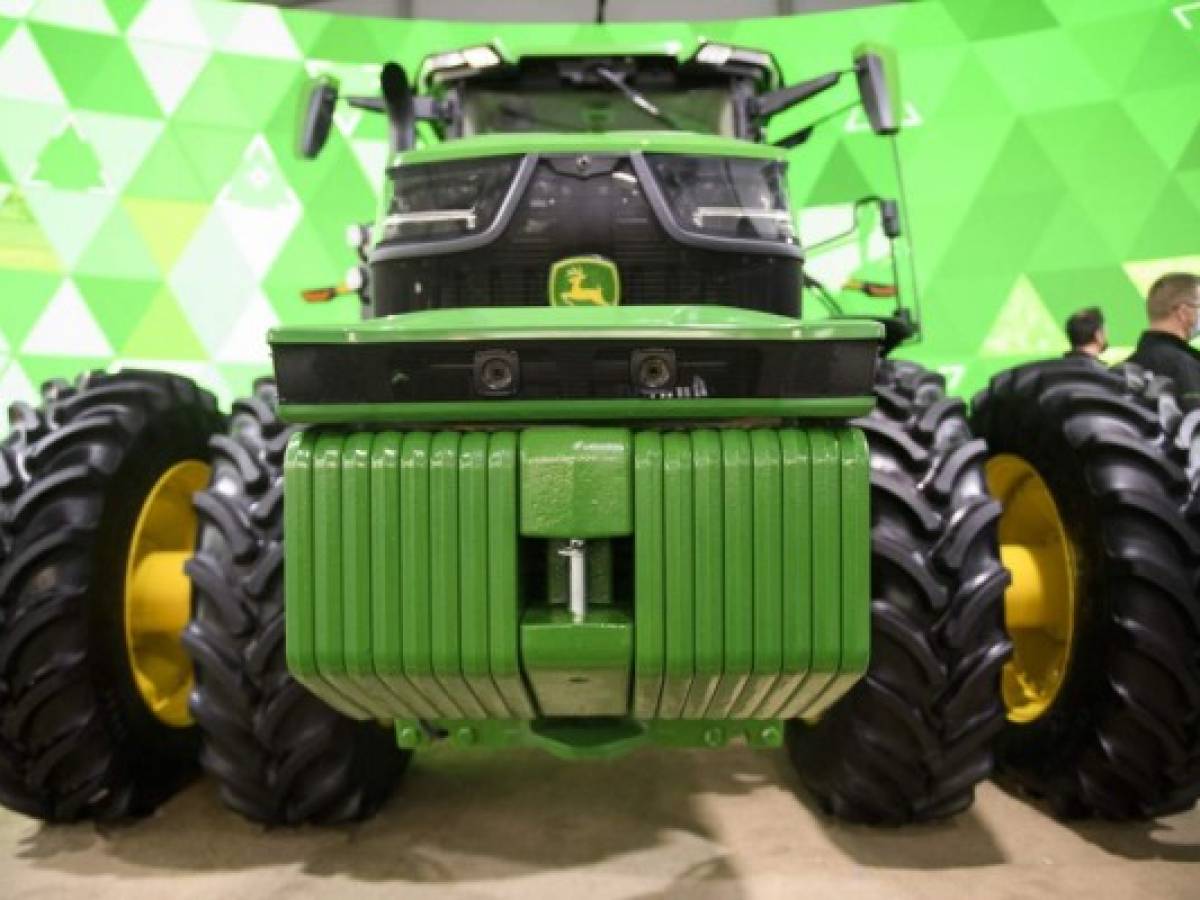 Tractores y robots autónomos llegan para revolucionar las granjas