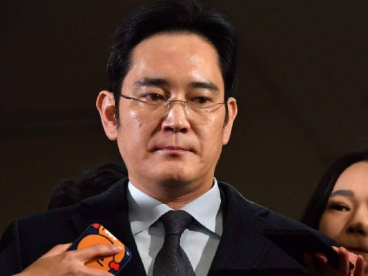 Lee Jae-Yong, el heredero de Samsung, es detenido por escándalo de corrupción