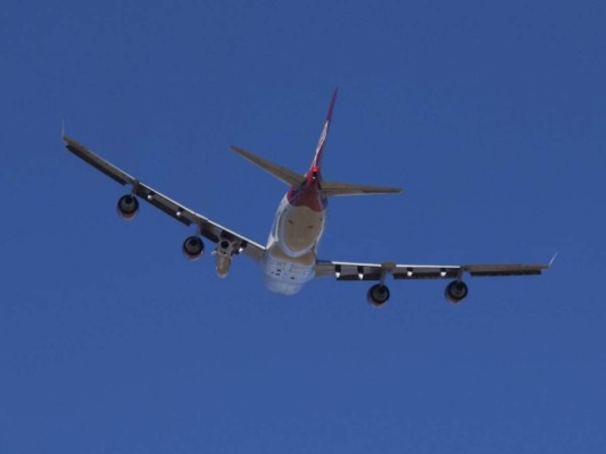 Boeing 737 MAX con nuevo problemas en Canadá tras encendido de luz de alarma