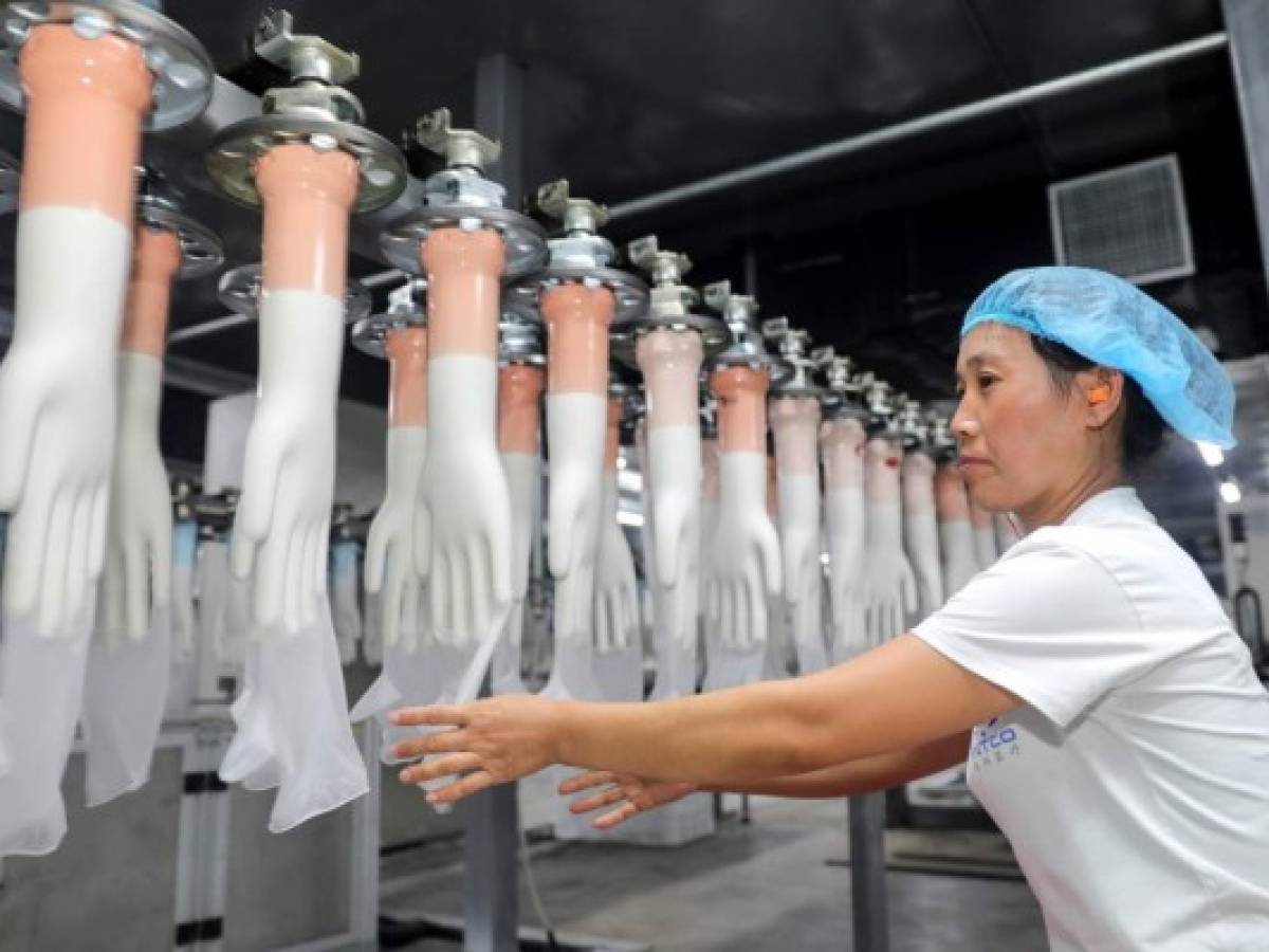 Las fábricas chinas cumplen cuatro meses en recesión