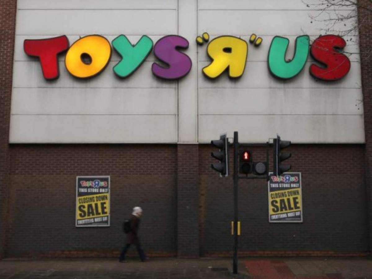 Toys R Us confirma el cierre de sus 800 tiendas en EEUU