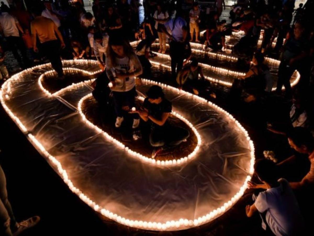 FOTOGALERÍA: El mundo apaga las luces en la Hora del Planeta