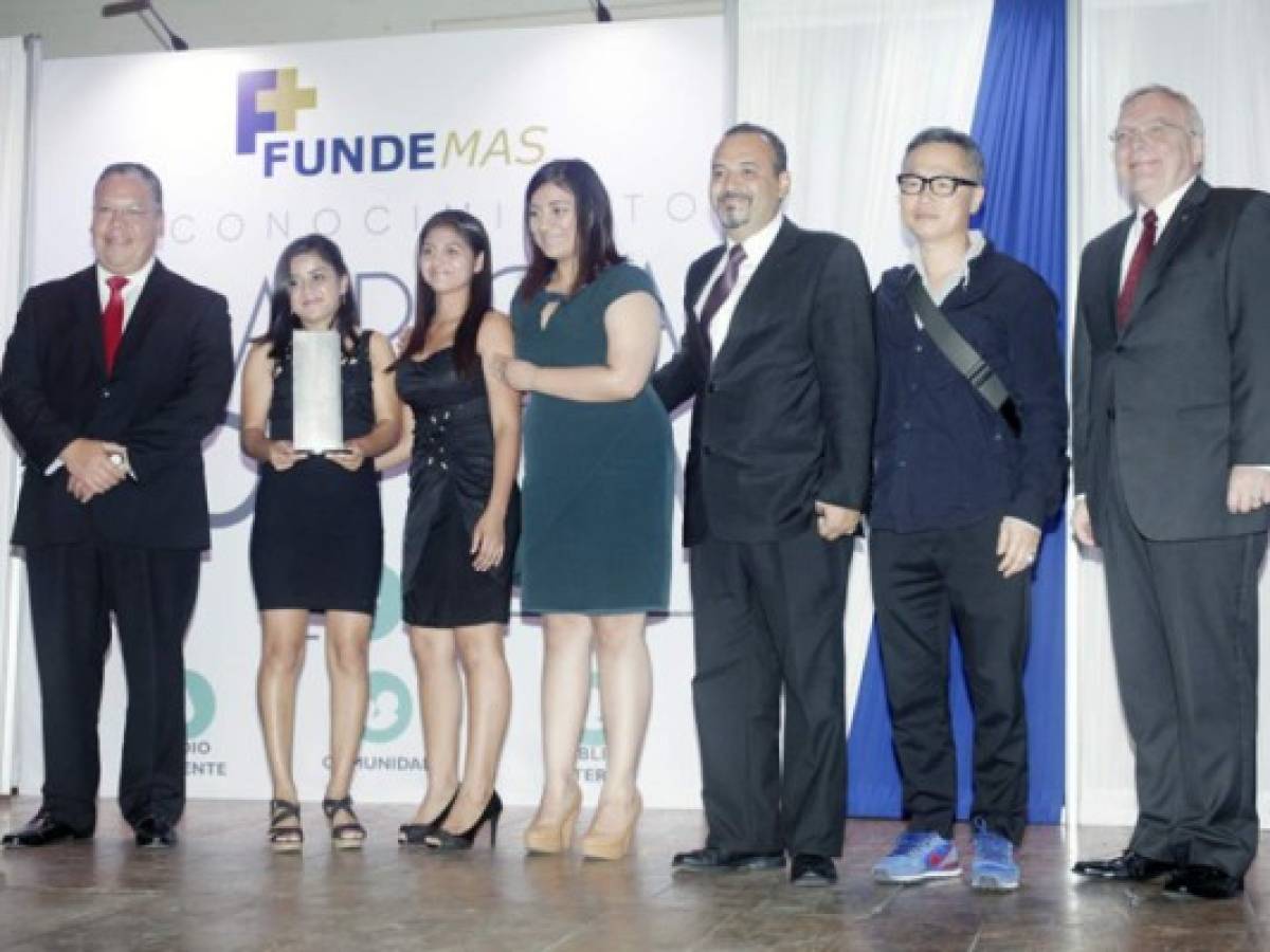 Fundemas entrega premio Marca Positiva 2014 por excelencia en RSE