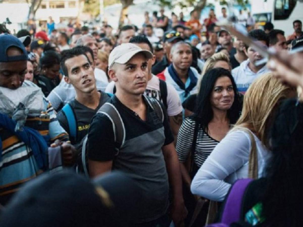 Nuevo grupo de 184 cubanos listo para salir de Costa Rica hacia EEUU