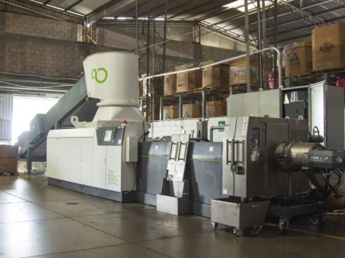 El Salvador: Foam Industrial invirtió US $2 millones en planta de reciclaje de plástico