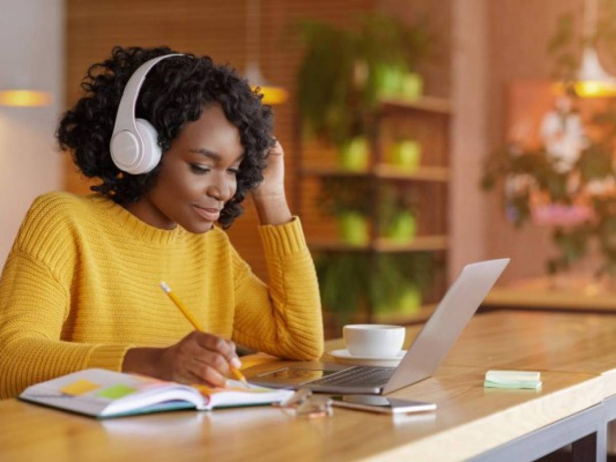 4 cosas clave sobre el apoyo a la salud mental de la fuerza laboral joven