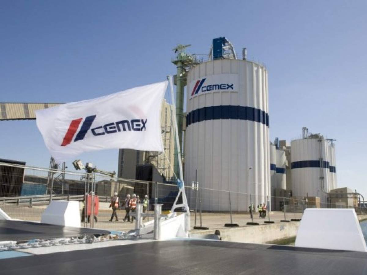 Holcim y Cemex cierran transacciones en Europa