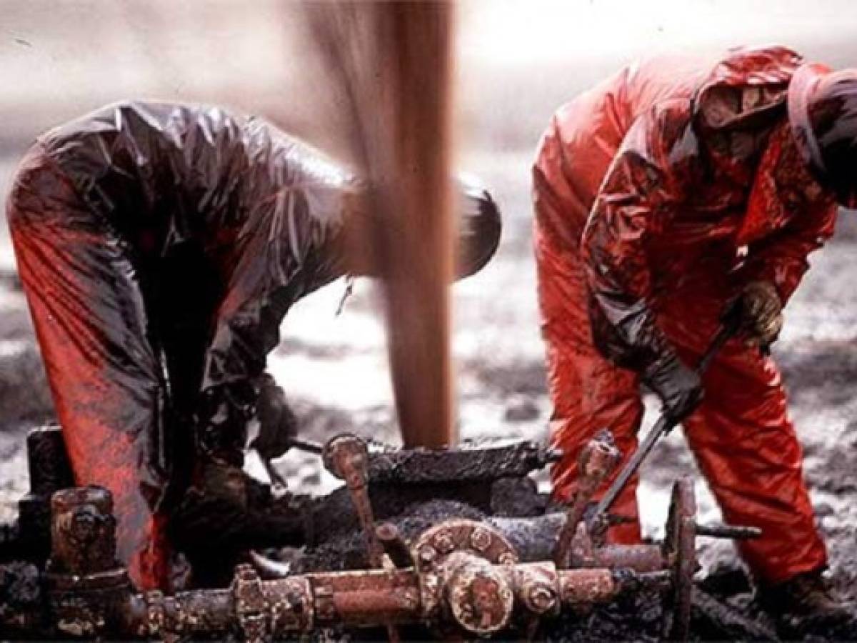 Fuerte subida del petróleo en un mercado optimista