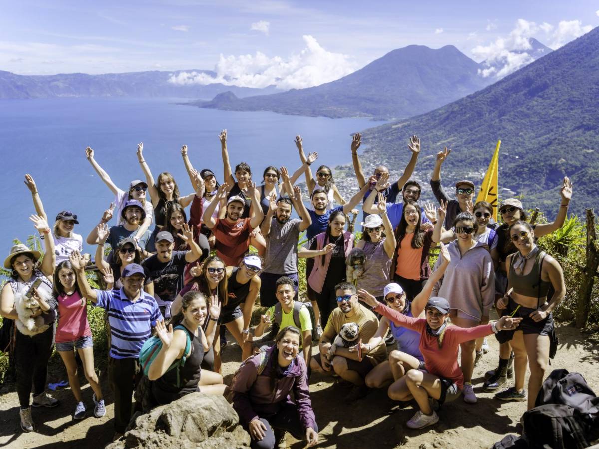 Jóvenes guatemaltecos impulsan el turismo nacional