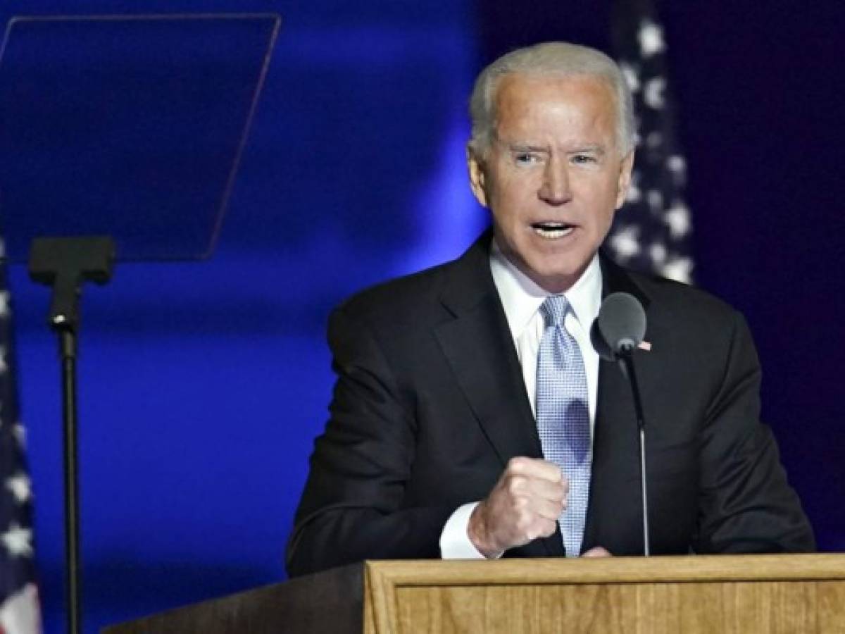 Biden promete unir a EEUU tras derrotar a Trump