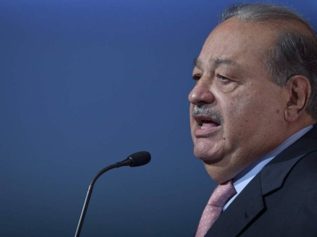 Carlos Slim propone trabajar tres días a la semana