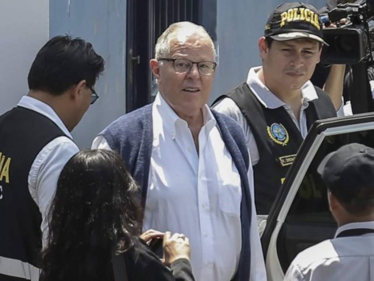 Perú: Kuczynski, el presidente 'gringo' que perdió el poder por Odebrecht
