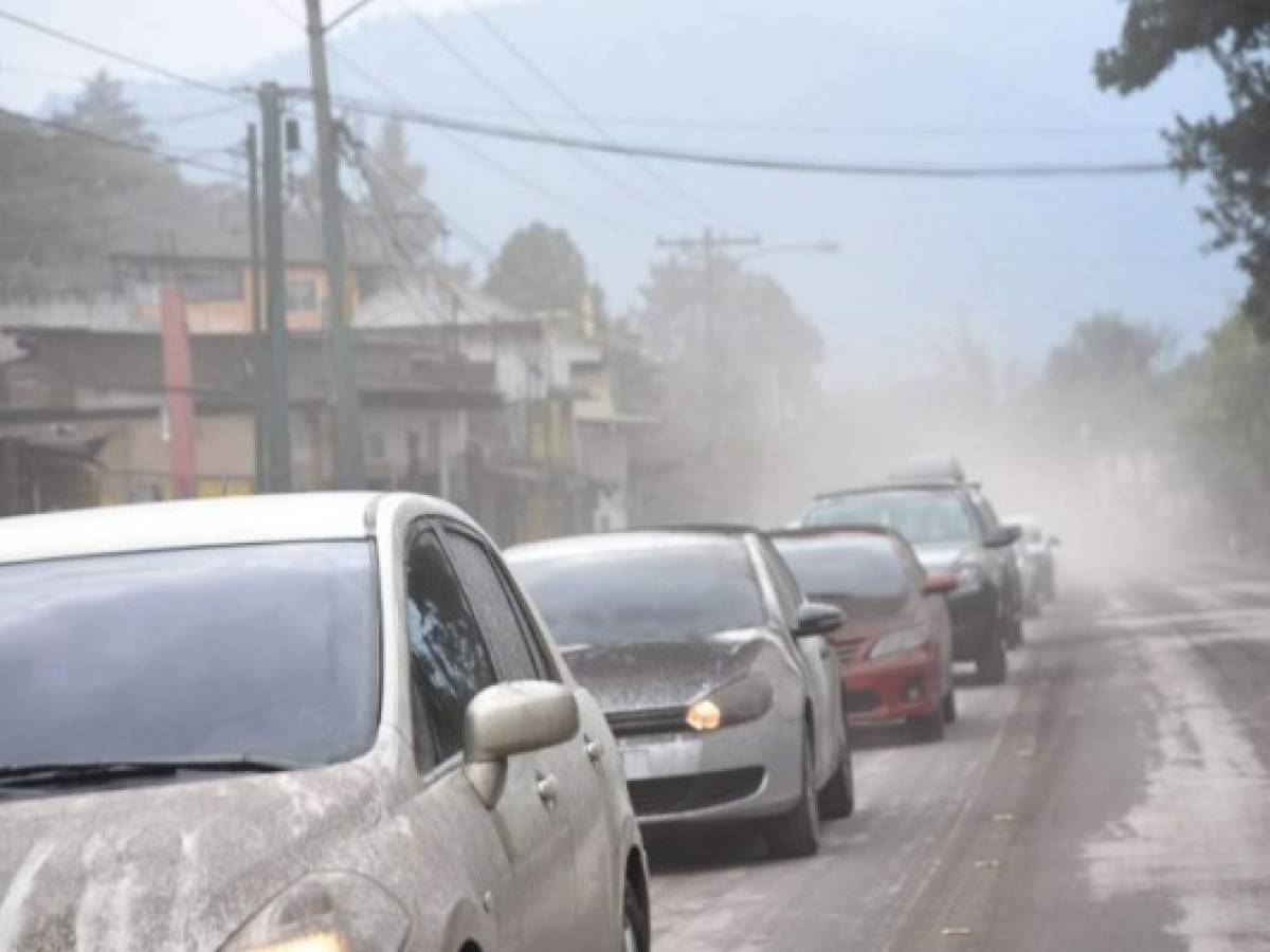 Seis muertos y cientos de heridos deja erupción de volcán en Guatemala