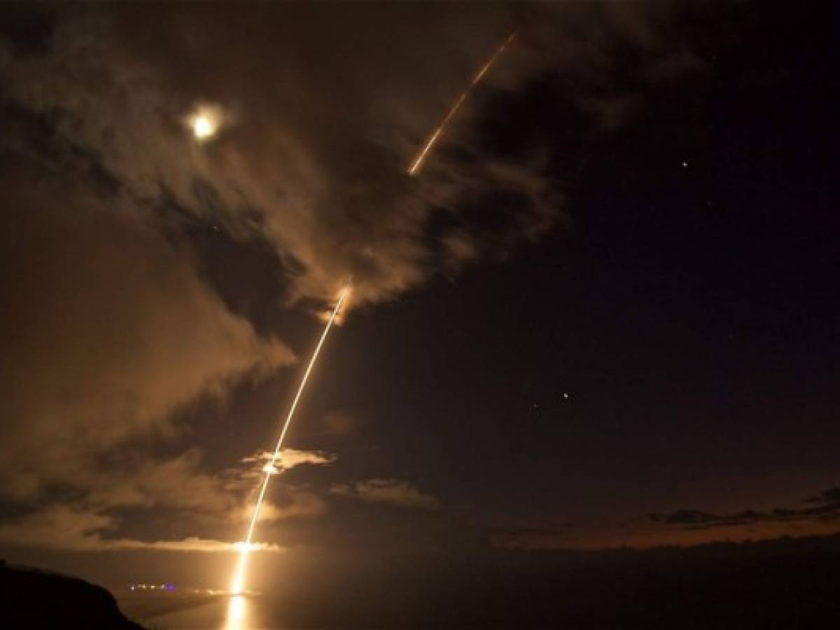 EEUU intercepta un misil de prueba frente a costa de Hawái