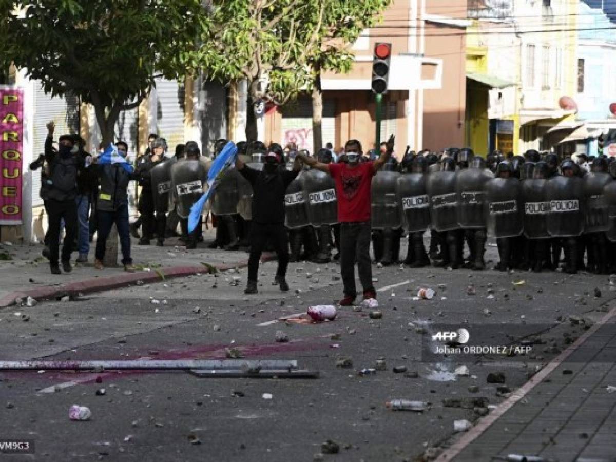 Guatemala sumida en nueva ola de protestas antigubernamentales