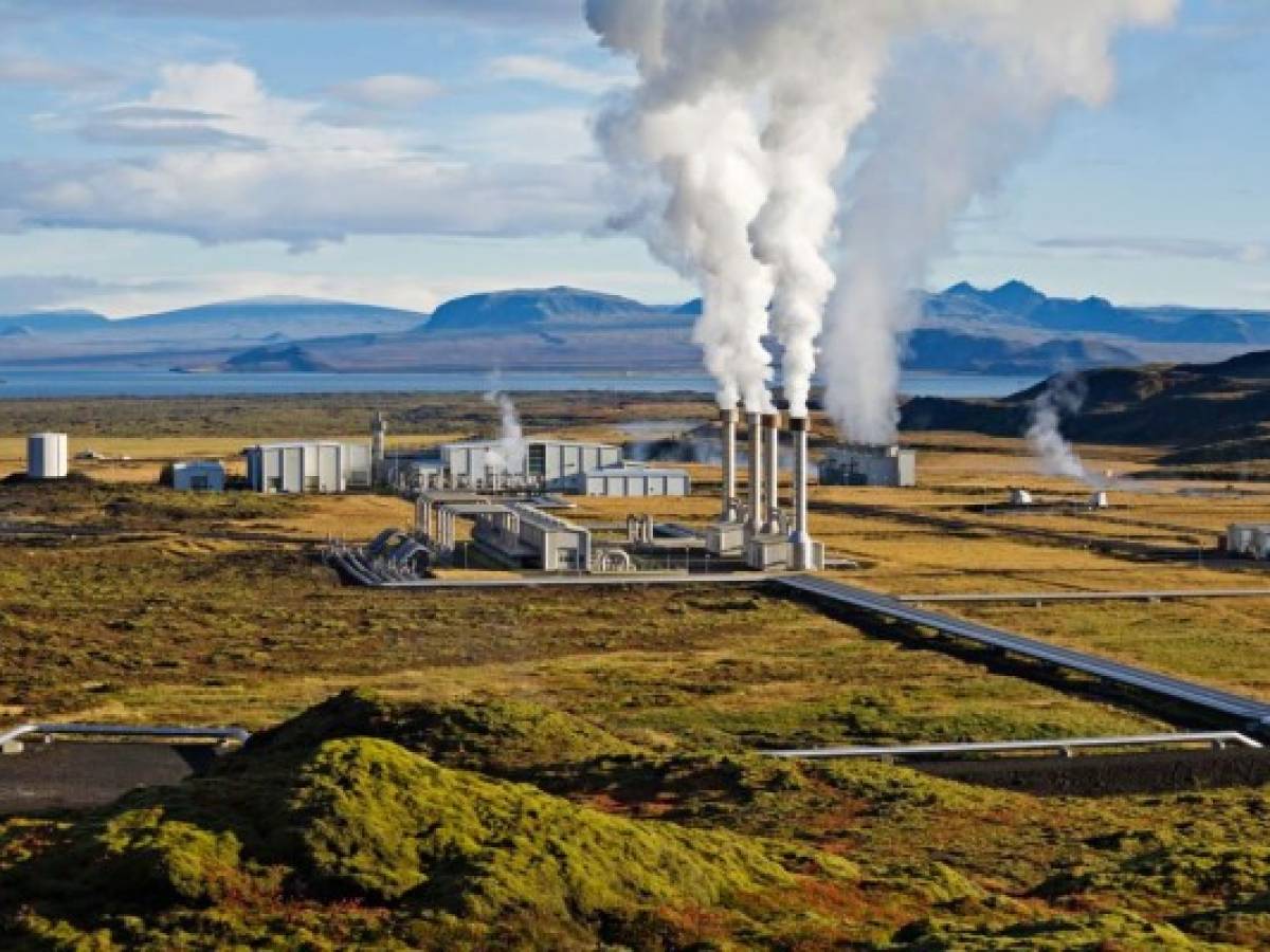 Por qué Islandia se convirtió en el lugar con más 'minas' de criptomonedas del mundo