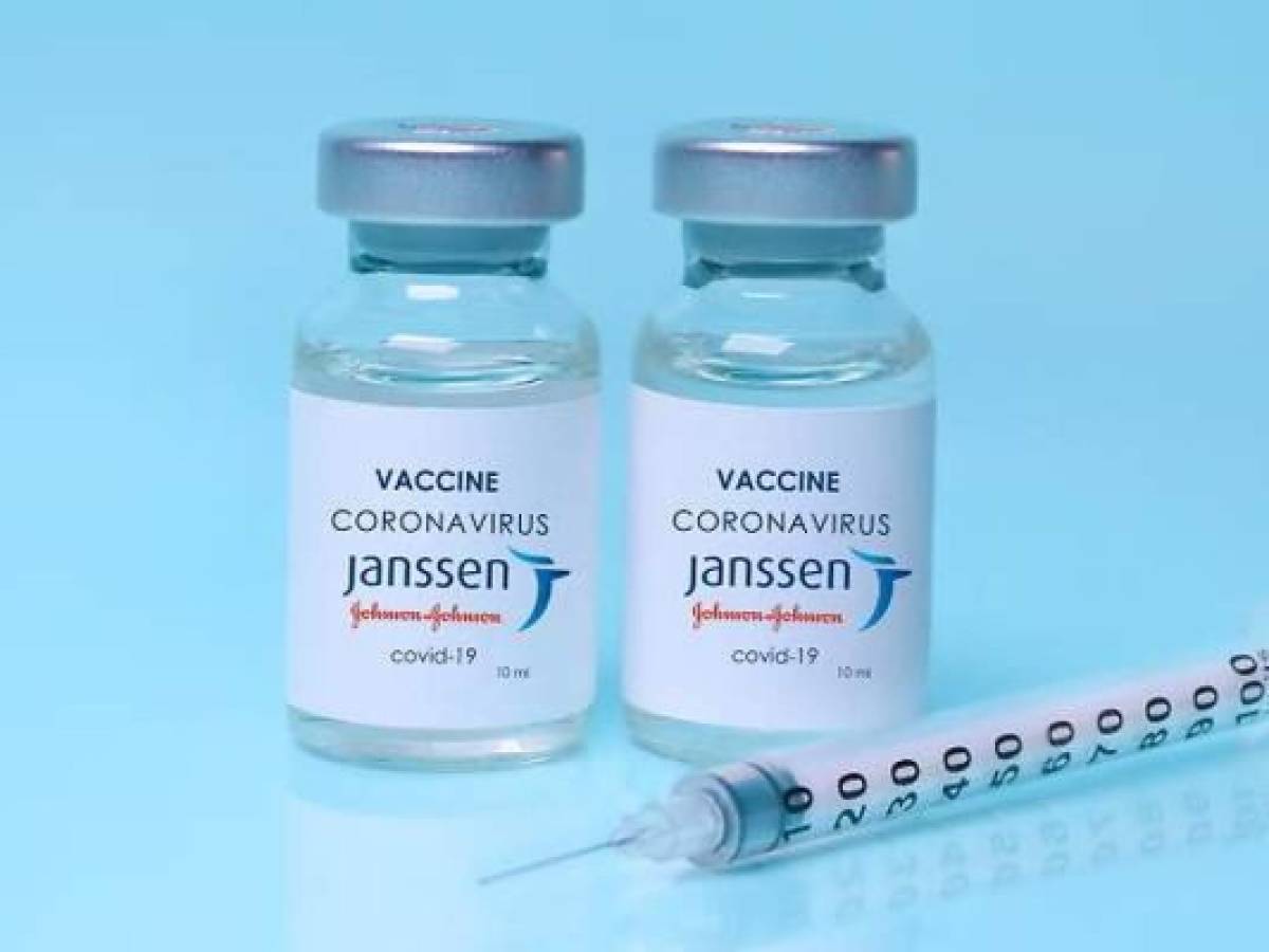 Vacuna covid de JyJ recibe una advertencia de la FDA sobre un trastorno inmunológico