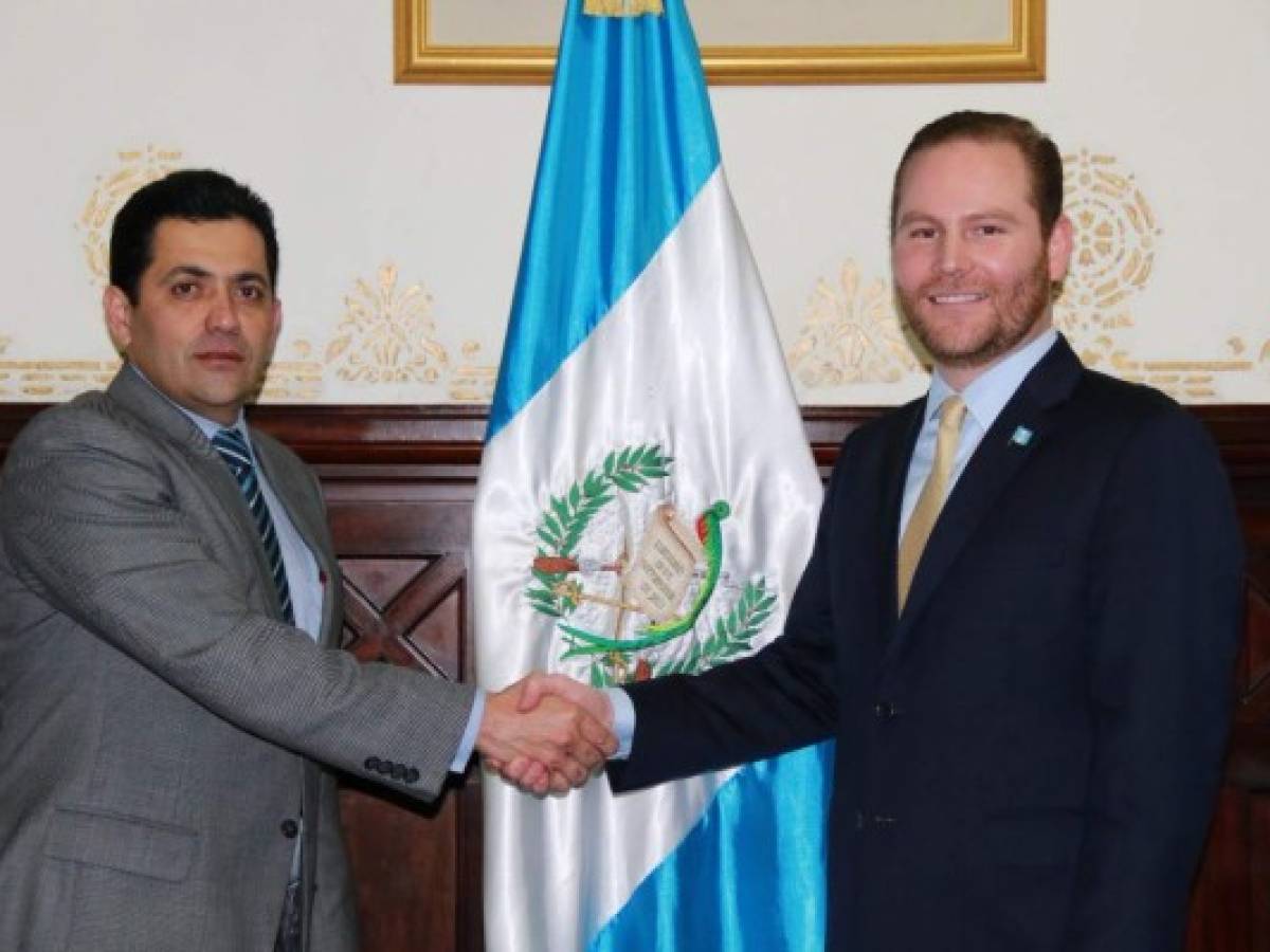 Guatemalo: Álvaro Arzú Escobar es electo presidente del Congreso