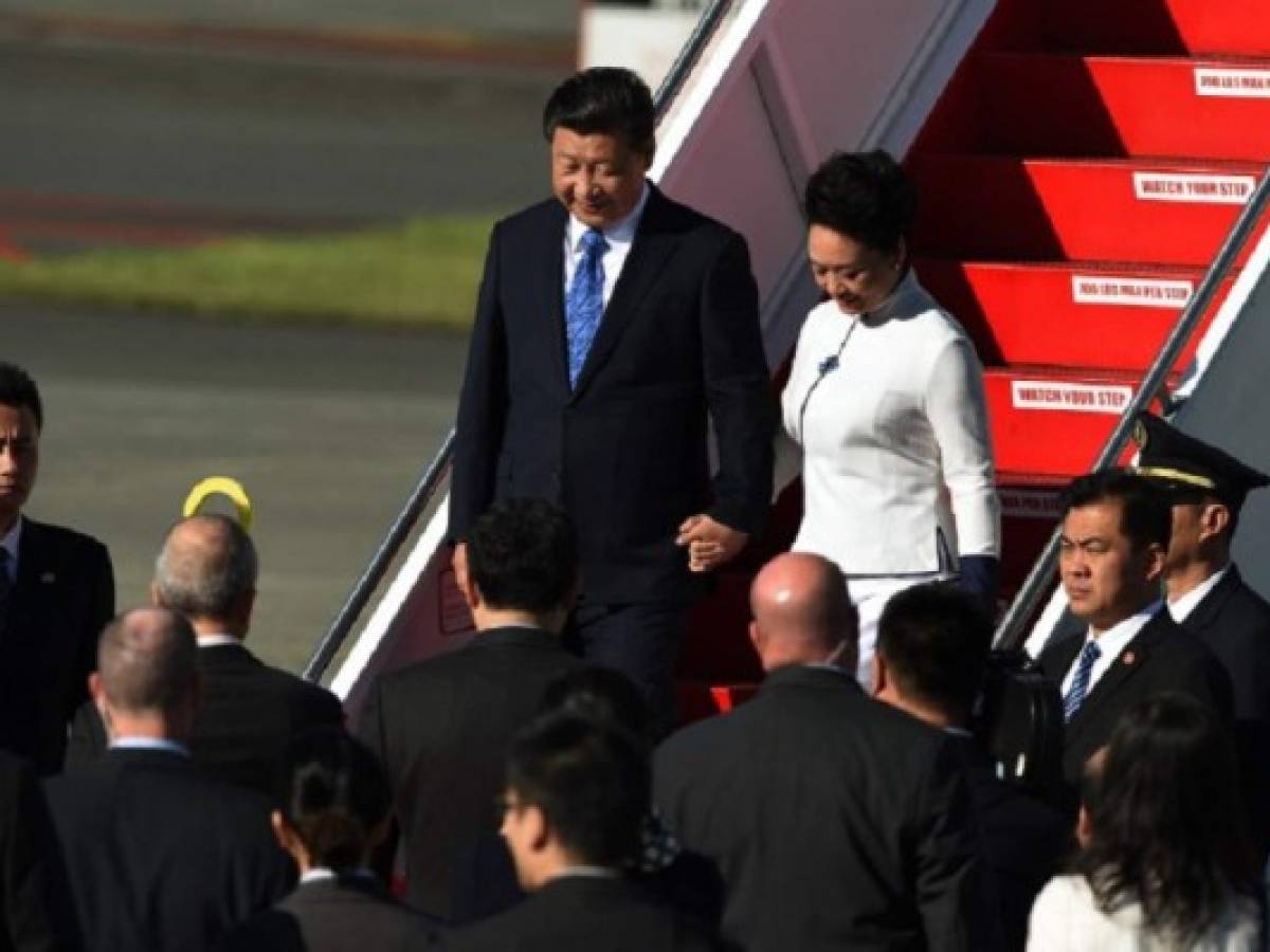 Presidente chino Xi llega a EE.UU. para seducir al mundo empresarial