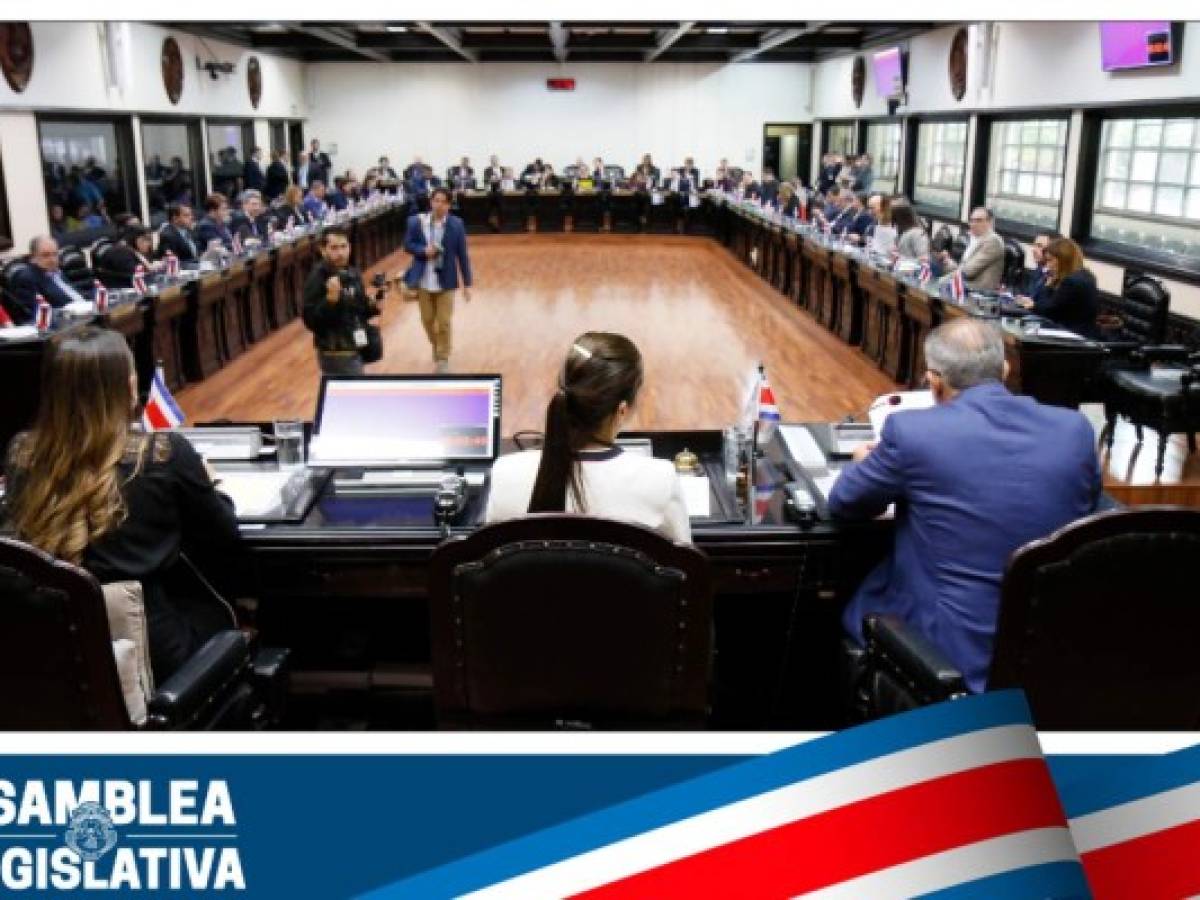 Costa Rica: Diputados aprueban en primer debate la reforma fiscal