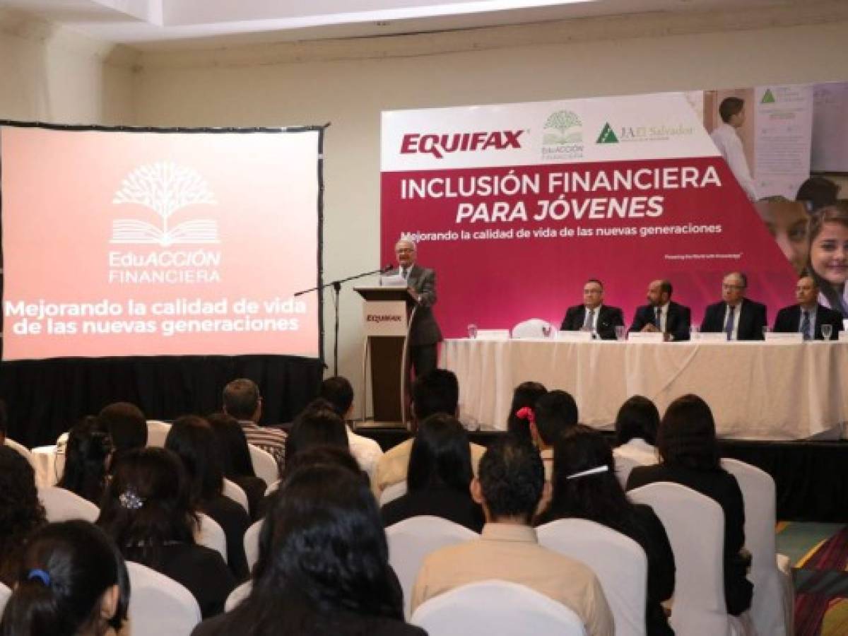 El Salvador: Equifax y JA Americas expanden proyecto de Educación Financiera