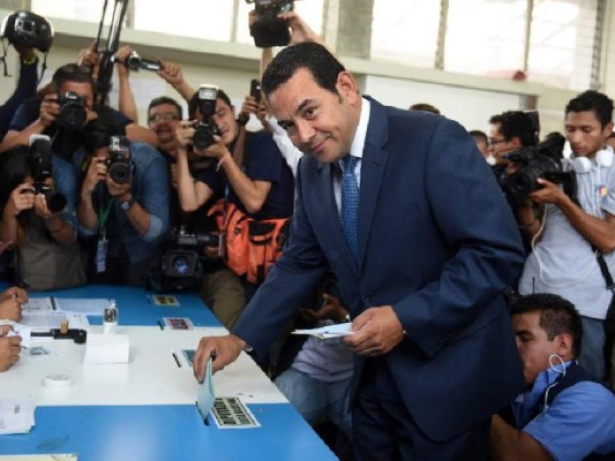 Guatemala: comediante sin experiencia política es el más votado; habrá segunda vuelta