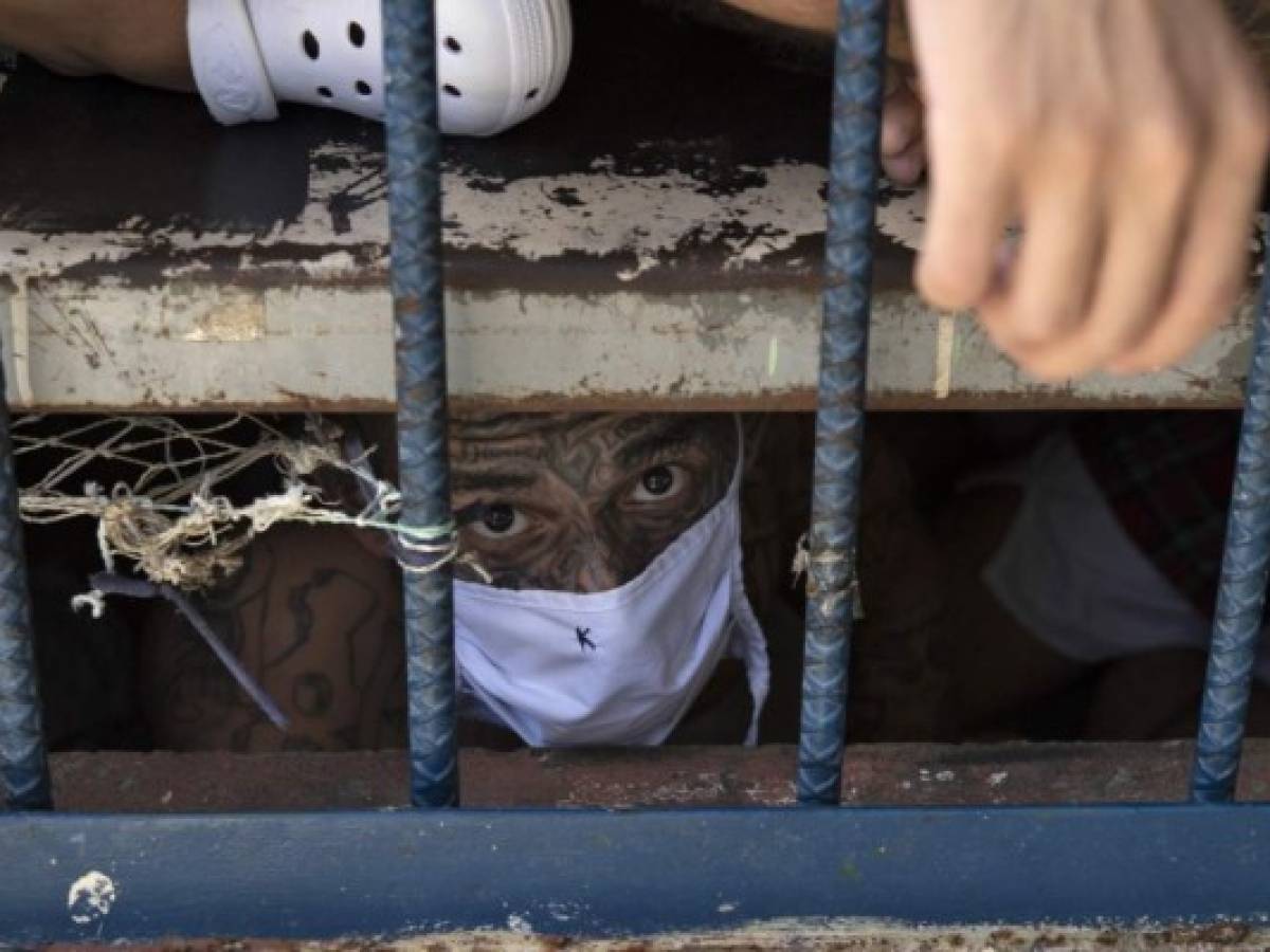 Gobierno de El Salvador bajo la lupa por presunta negociación con pandillas