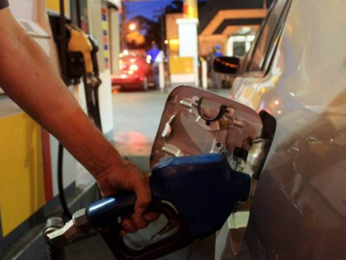 Honduras: factura petrolera se redujo 50 % en dos años