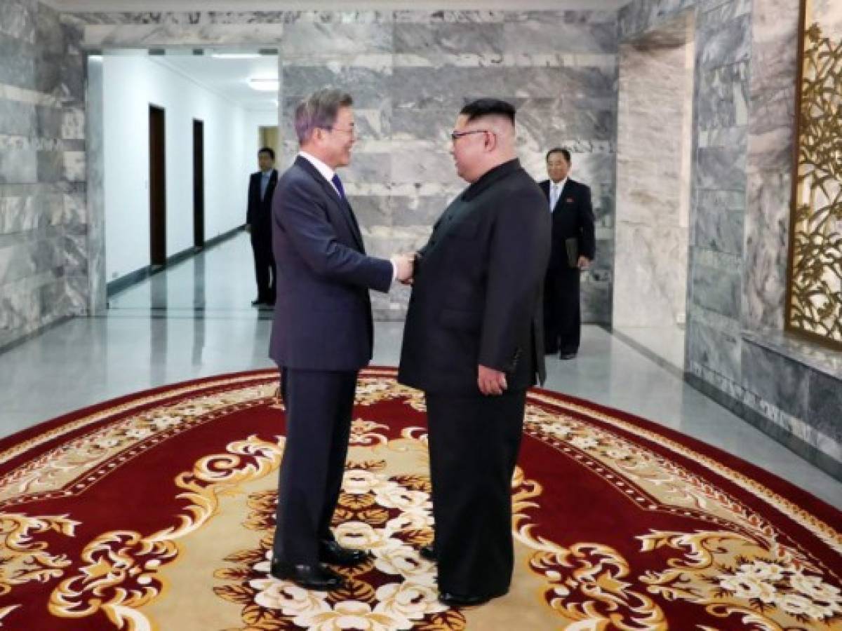 Los líderes coreanos se reúnen inesperadamente en medio de incertidumbre diplomática