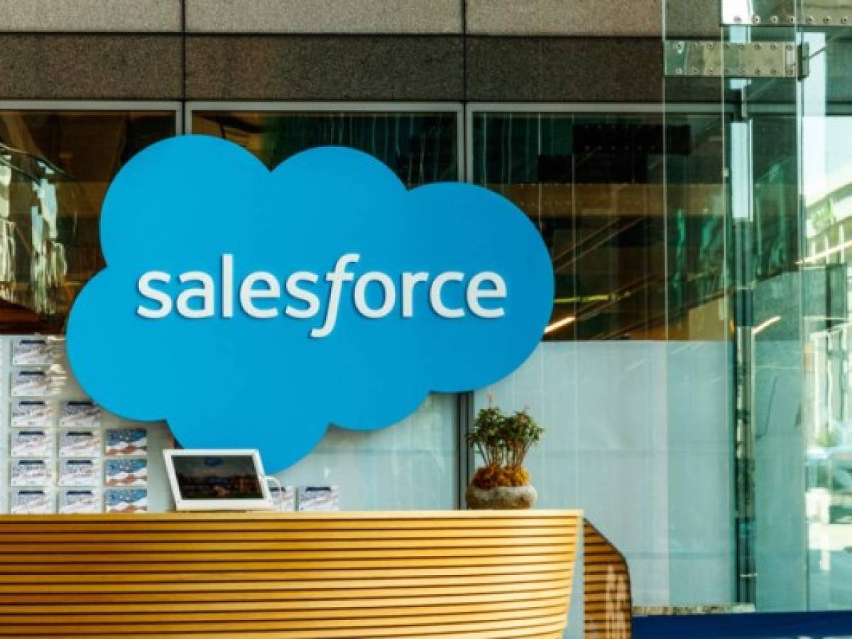 Salesforce apuesta al trabajo a distancia y declara la 'muerte' de la jornada convencional