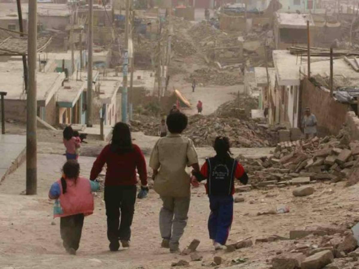 El número de personas en pobreza extrema cae por debajo del 10%