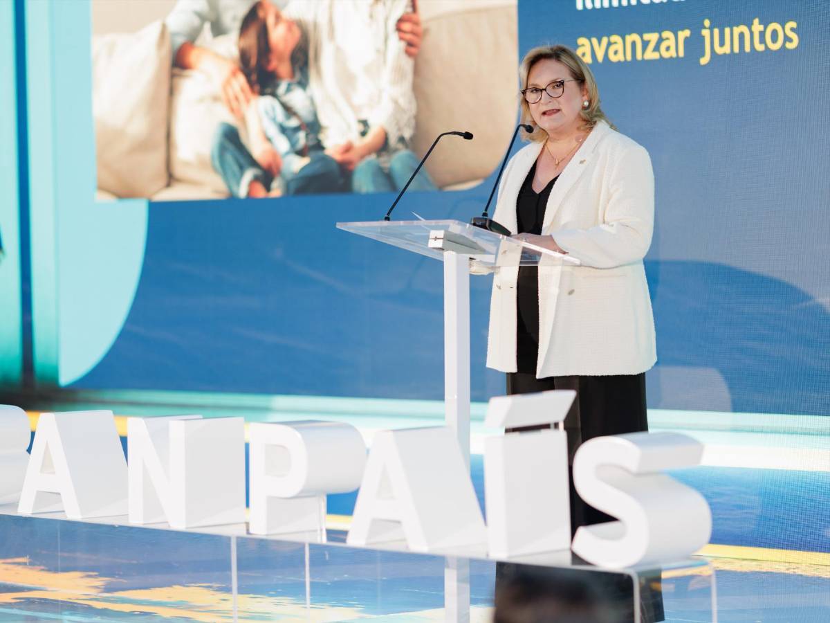 <i>Su visión, alineada a la casa matriz, es avanzar hacia “un banco más tecnológico, ágil y humano, afirma Selman-Housein. (Foto: Cortesía)</i>