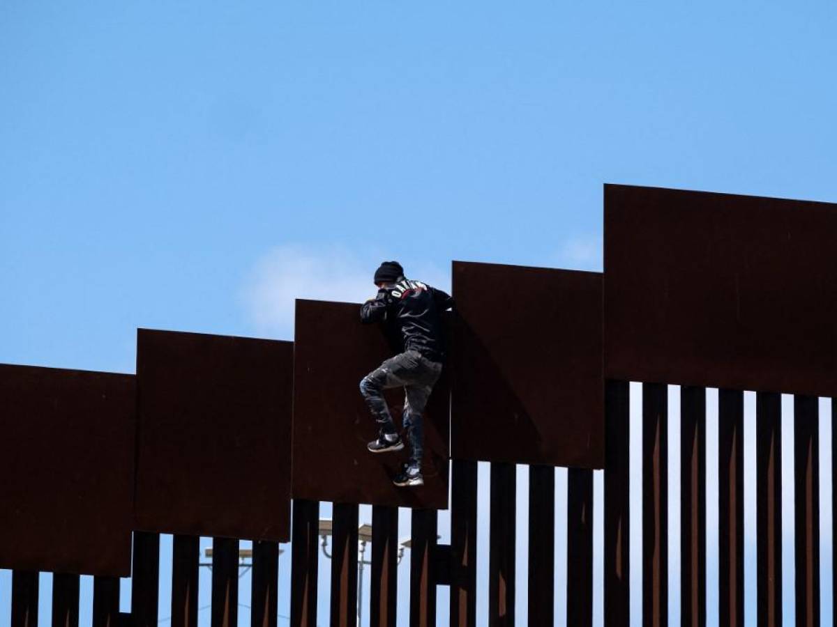 México exhibe avances en migración y combate al tráfico de armas tras reunión con EEUU
