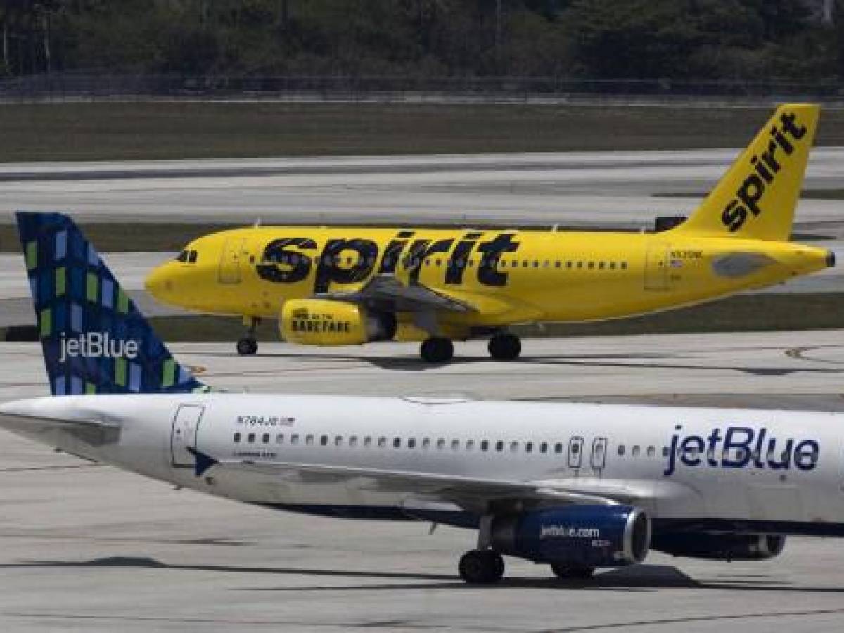 JetBlue logra acuerdo de compra con Spirit por US$3.800 M