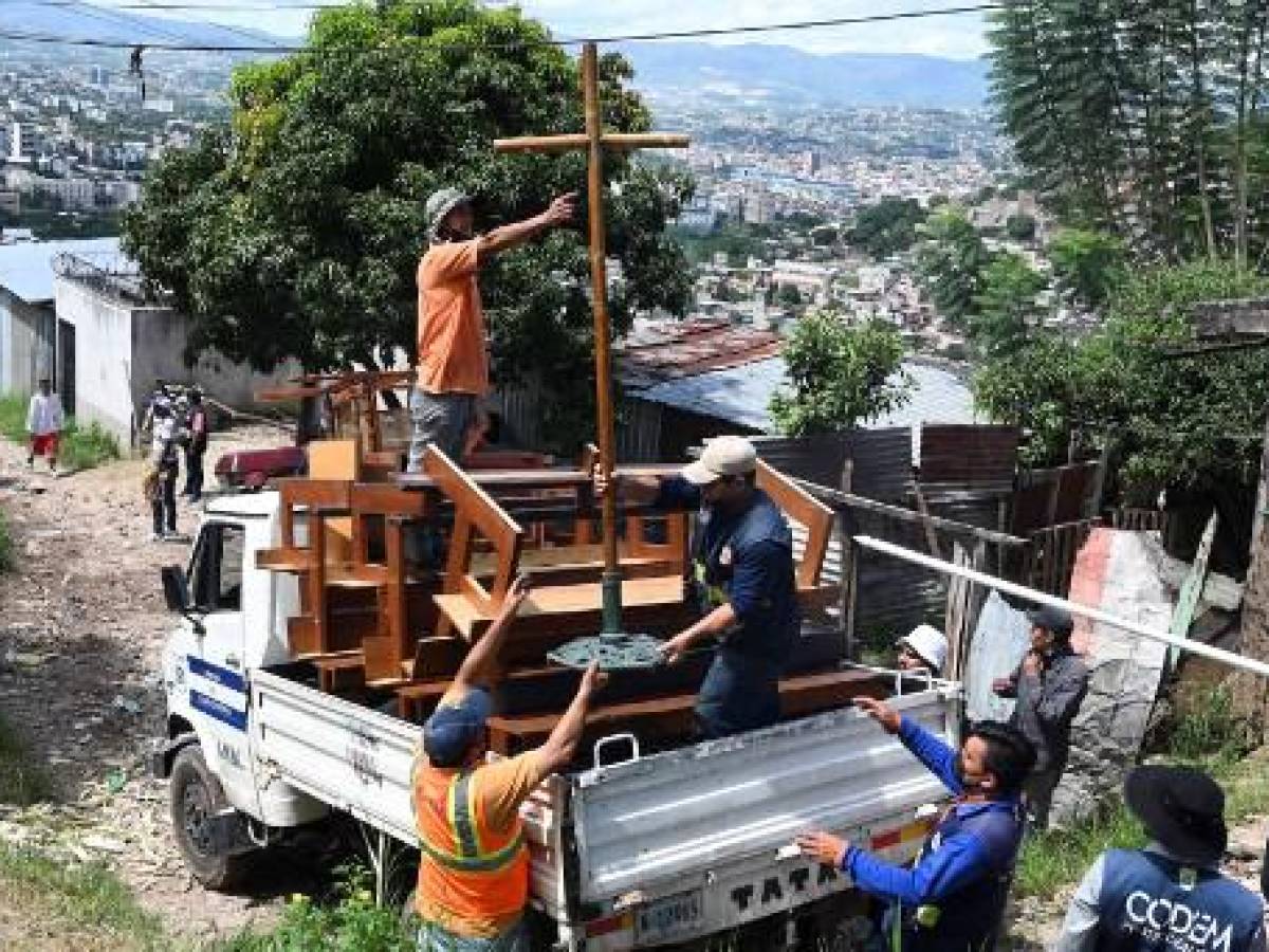 Al menos 300 personas evacuadas por lluvias en Honduras