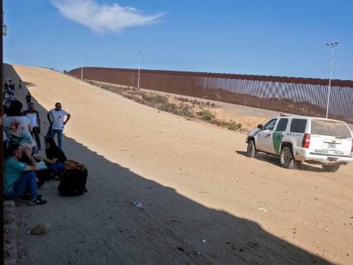 Detienen a 156 migrantes indocumentados en dos operativos en México