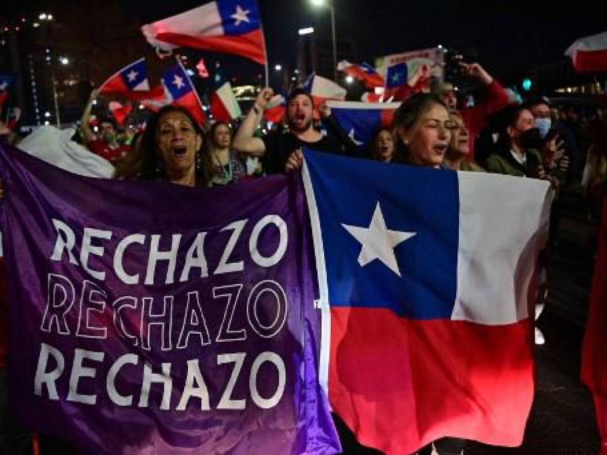 Chile rechaza por abrumadora mayoría proyecto de Constitución