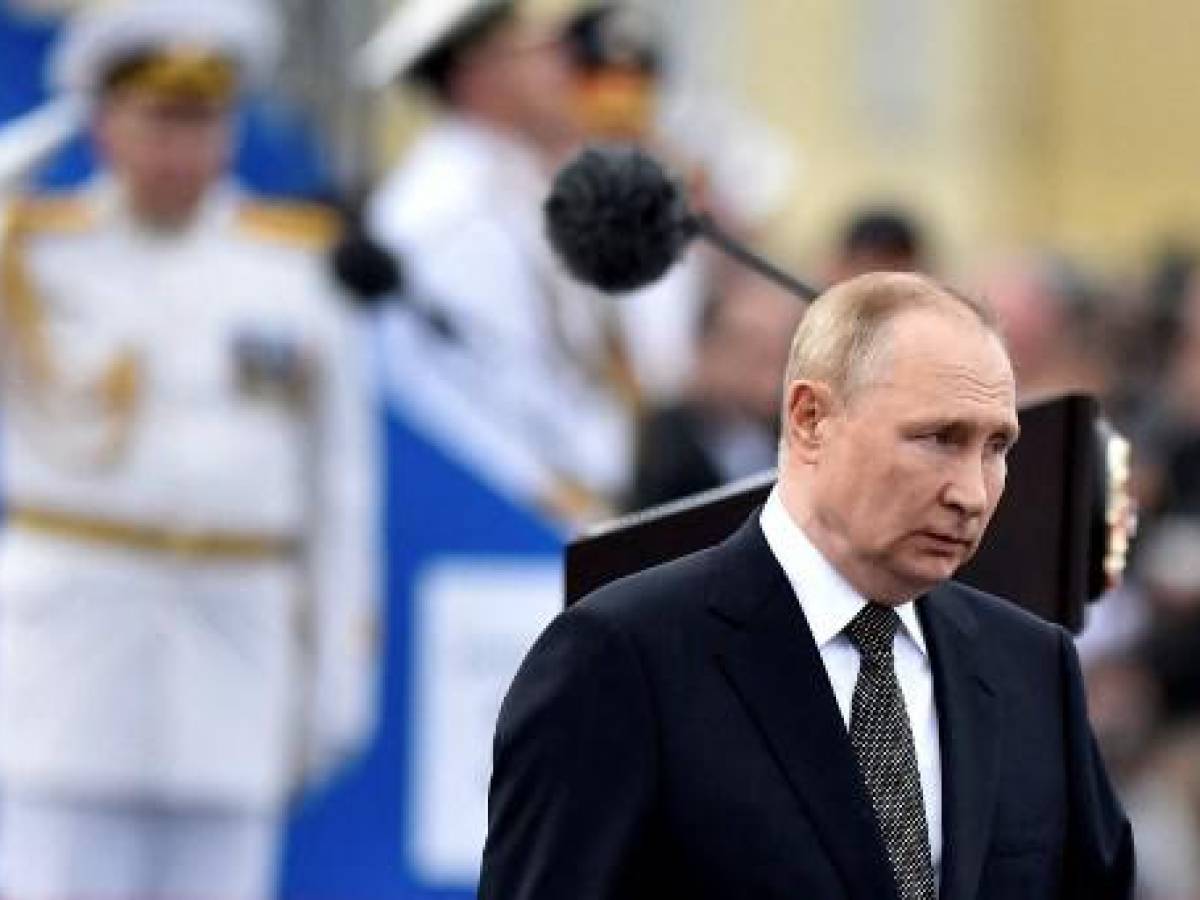 EEUU sanciona a ‘novia’ de Vladimir Putin y otros oligarcas rusos