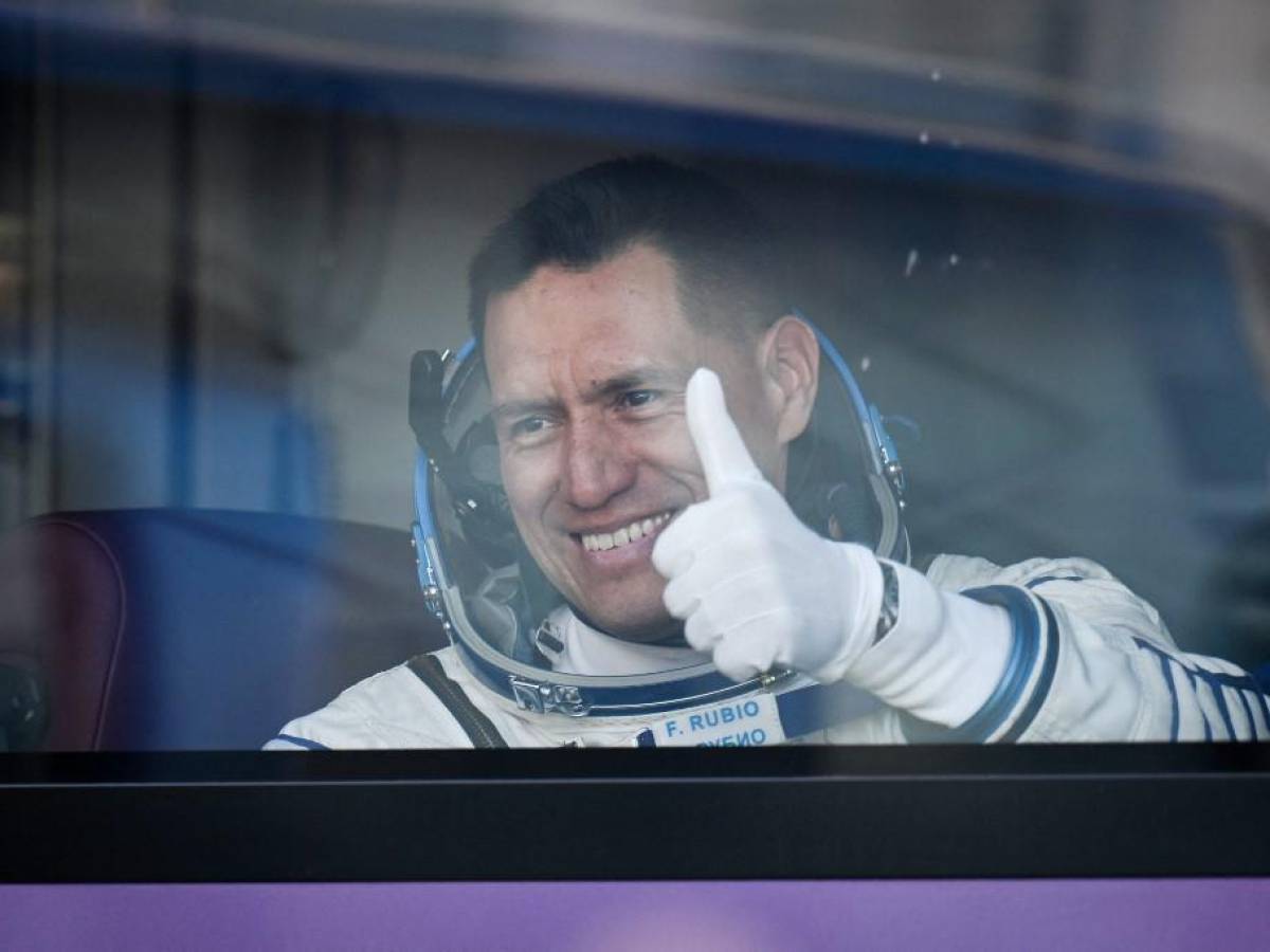 Frank Rubio, astronauta de origen salvadoreño, desde la estación espacial: damos 15 vueltas alrededor del mundo cada día