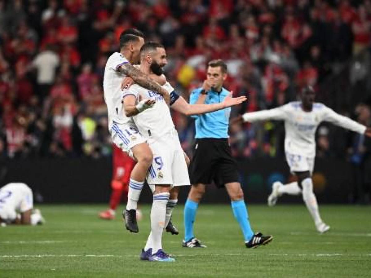 Caos en los accesos al Stade de France e ‘intrusos’ dispuestos a todo