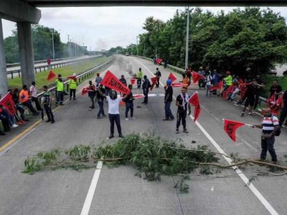 Panamá: Gobierno advierte que cierres afectarán recuperación económica