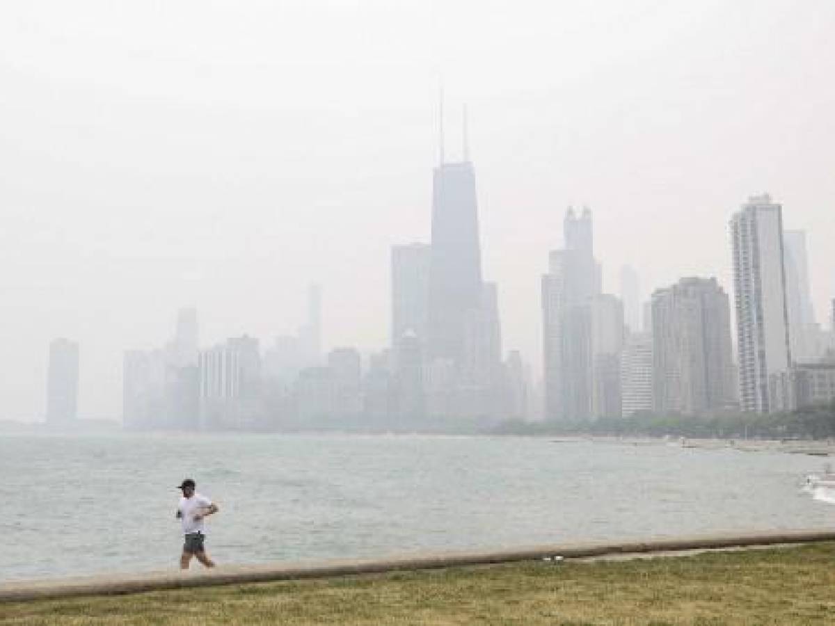 Incendios forestales de Canadá tornan de nuevo insalubre el aire en Norteamérica