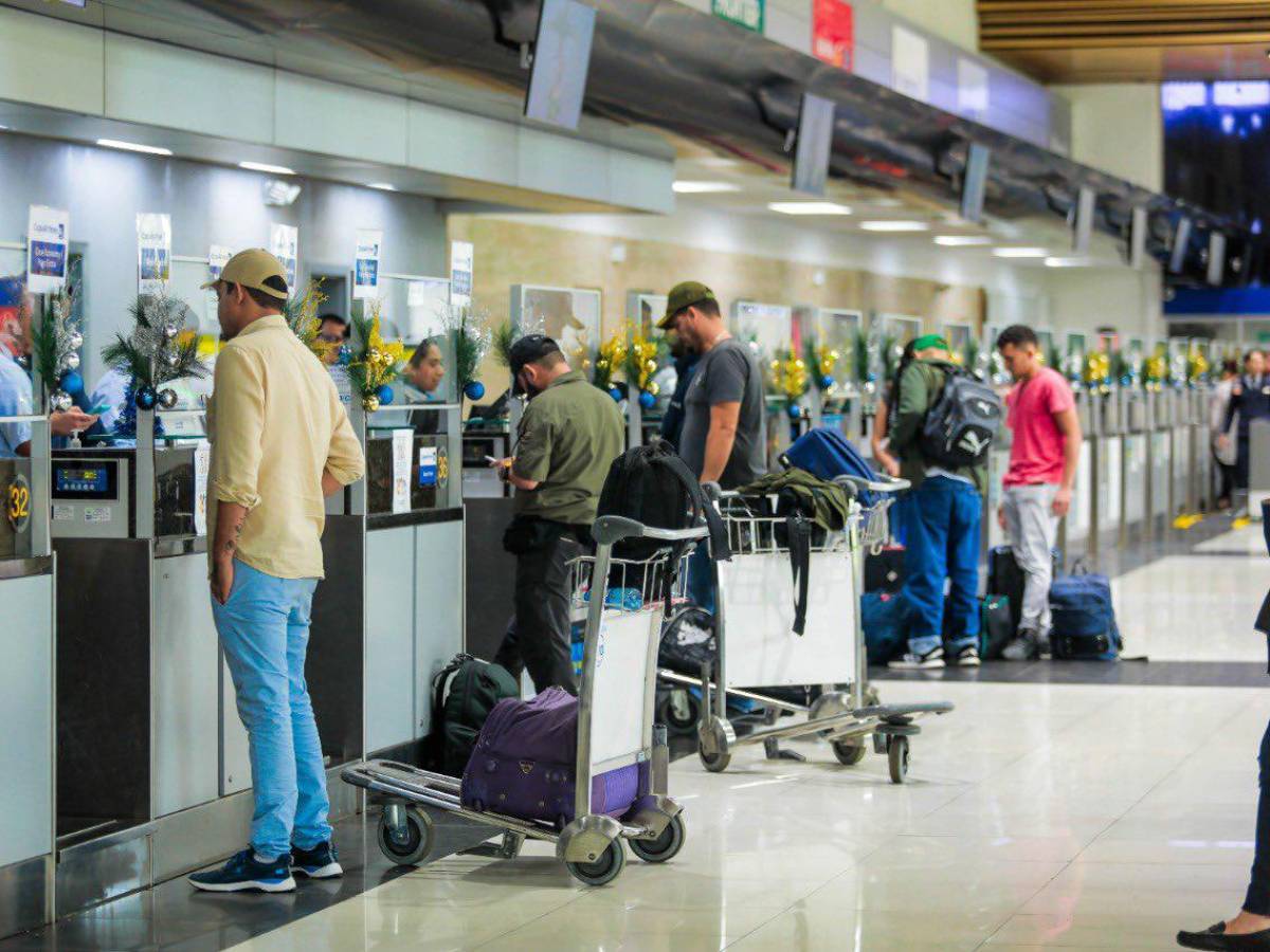 Ampliarán área de registro de Aeropuerto Internacional de El Salvador