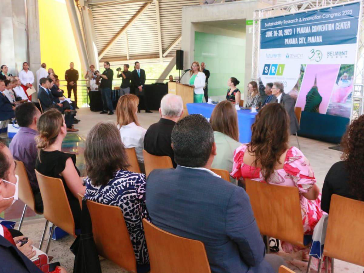 Turismo de convenciones generó más de 1.700 plazas de empleo en Panamá
